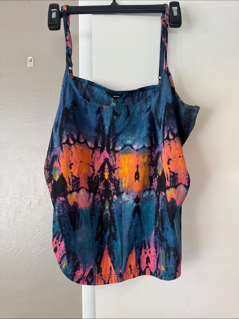 Hurley Women's Tie-Dye tank— Blue, Pink, Orange Sz L